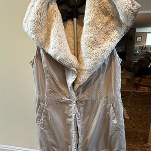 Lafayette 148 New York Soft Cream Vest